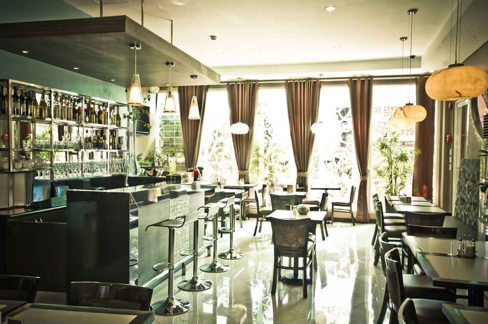 Avitel Hotel Makati City Kültér fotó