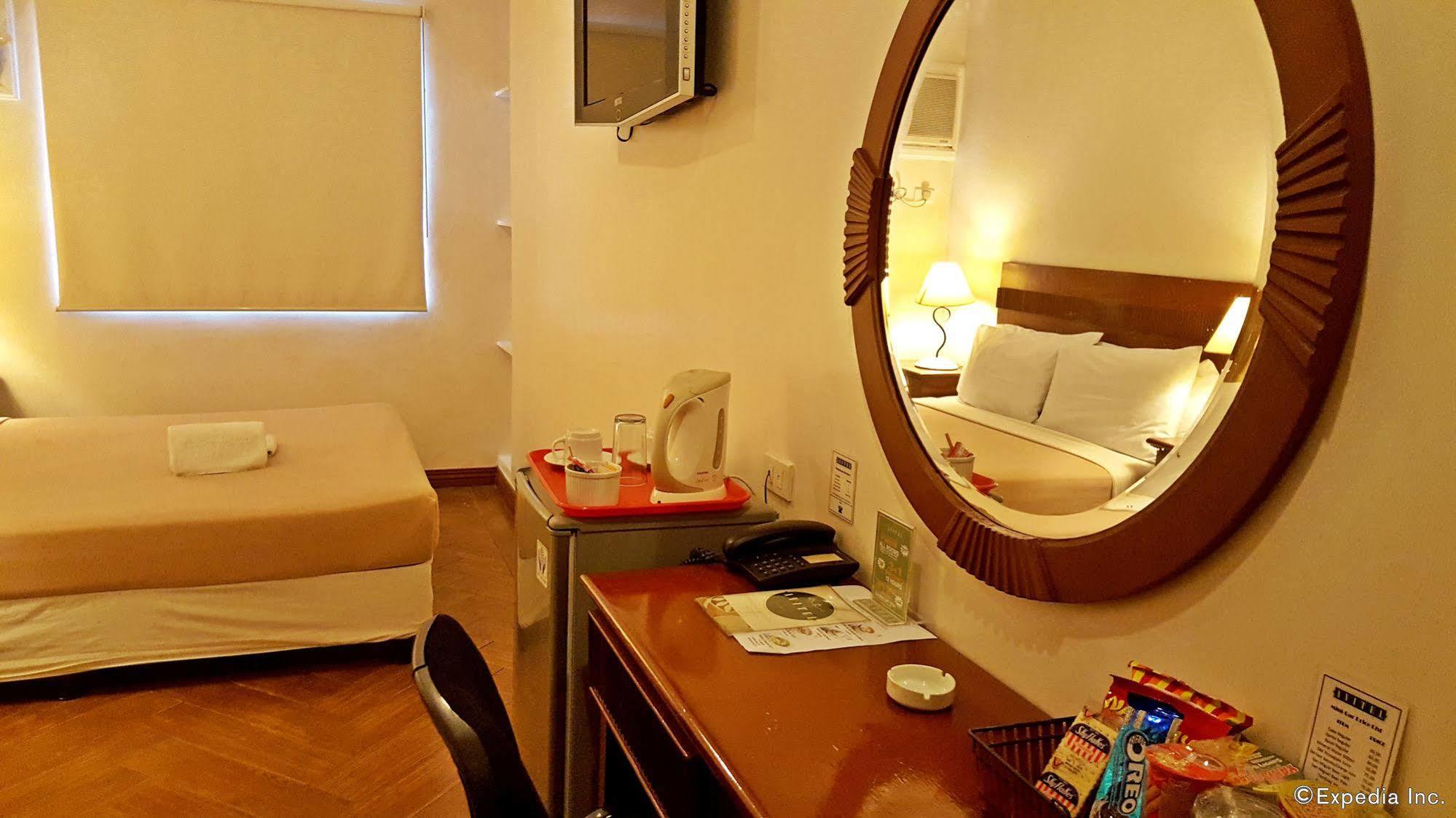 Avitel Hotel Makati City Kültér fotó