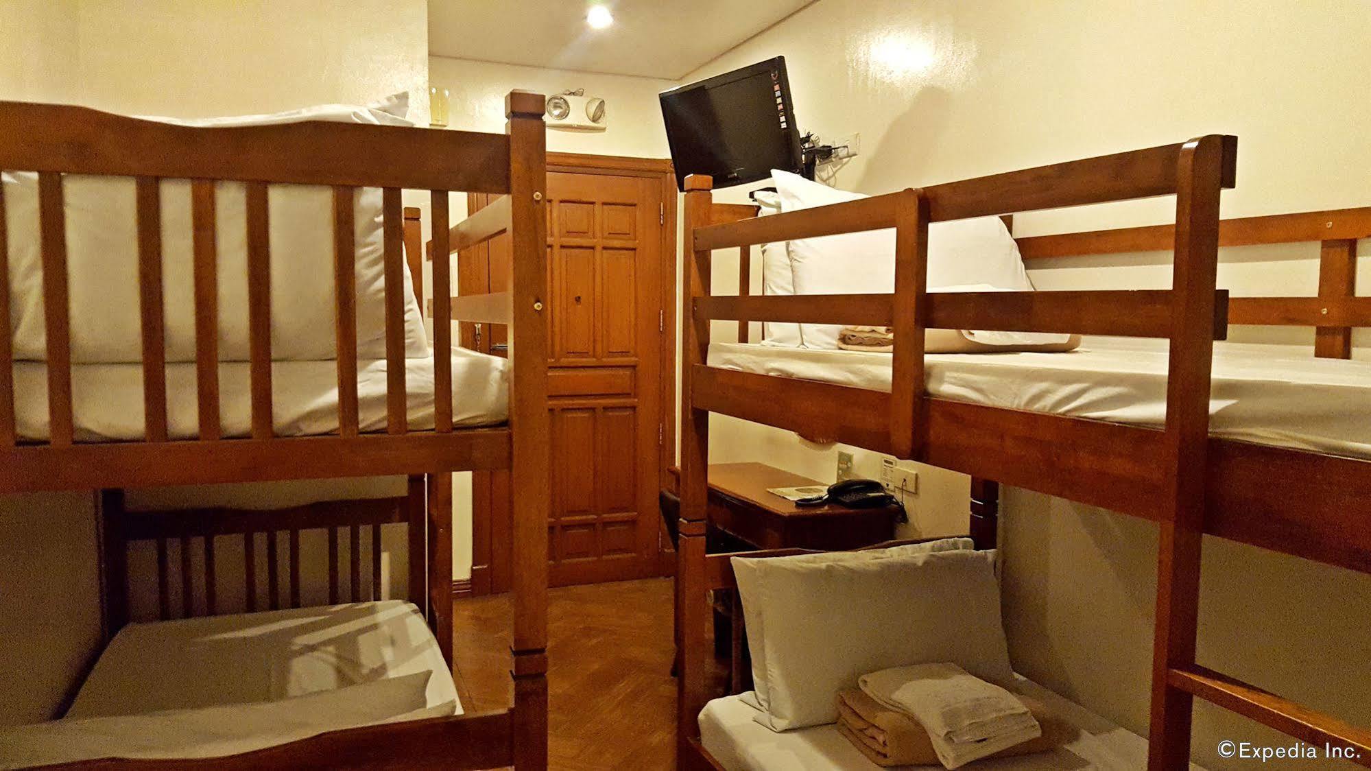 Avitel Hotel Makati City Kültér fotó