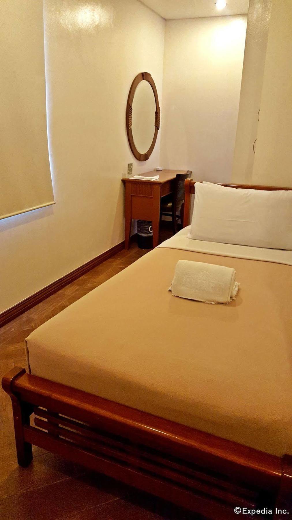 Avitel Hotel Makati City Kültér fotó