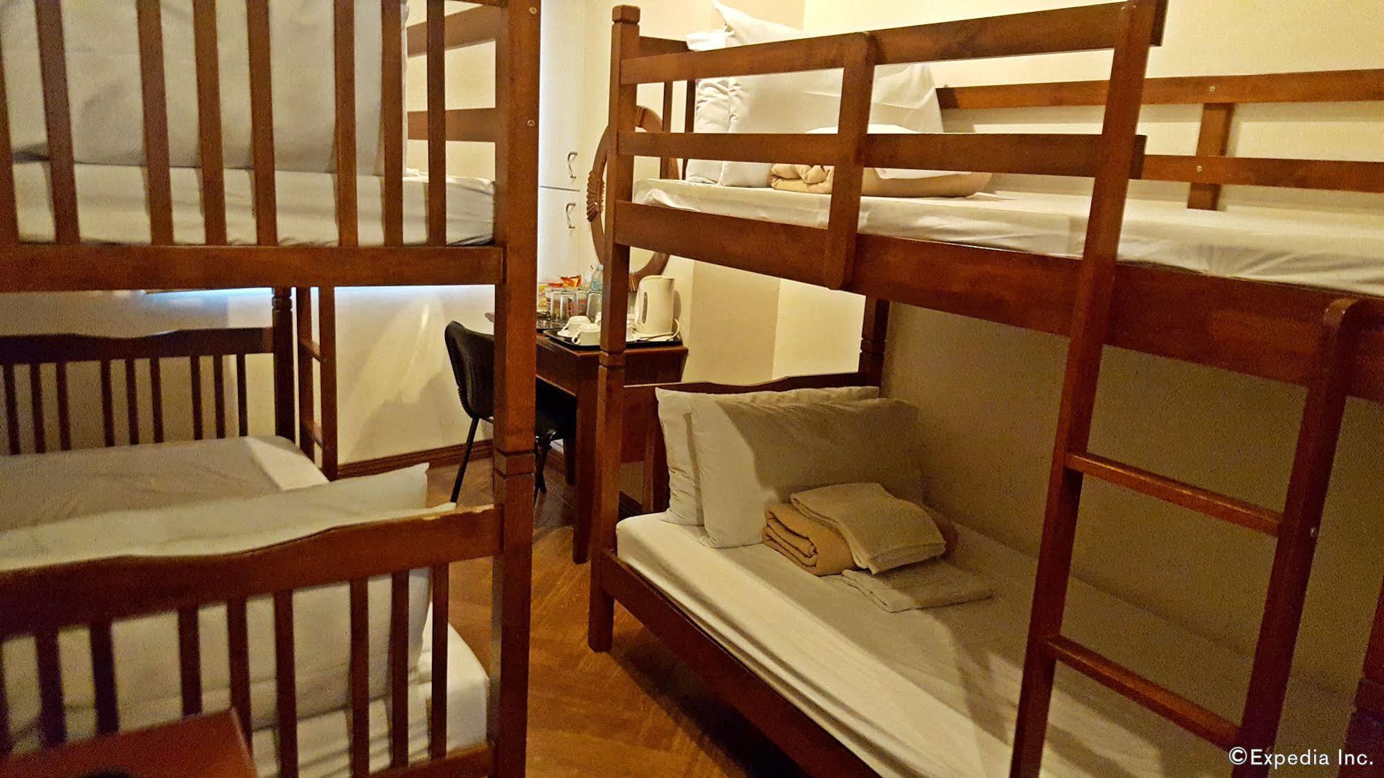 Avitel Hotel Makati City Kültér fotó